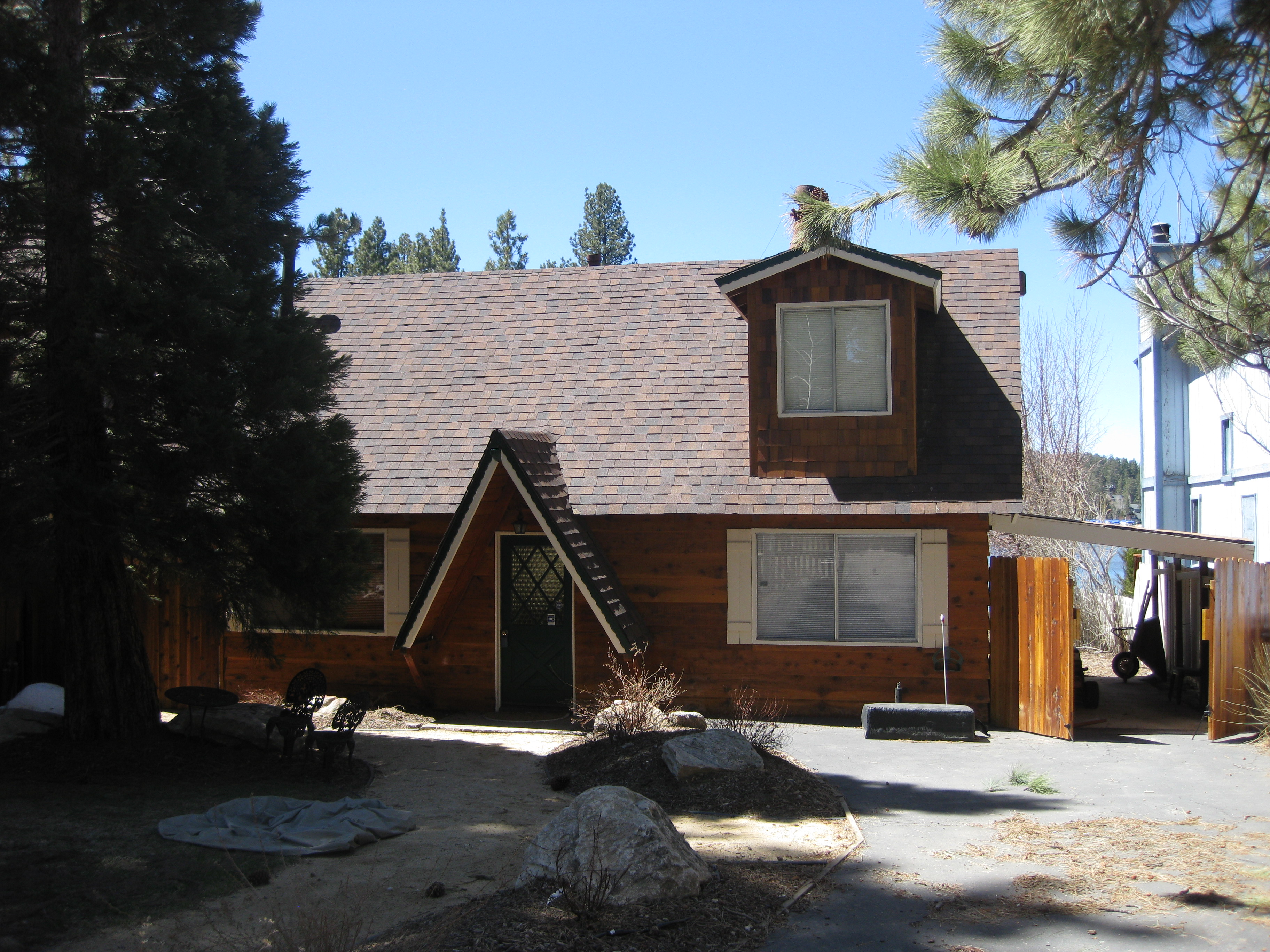 tavern lakefront home for sale 