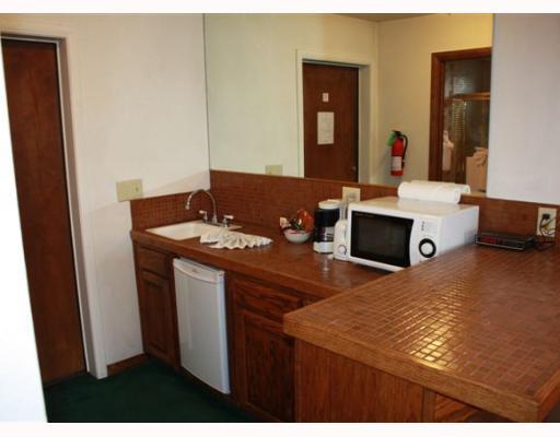 Studio Kitchenette