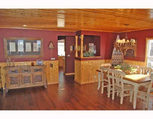 40612 Simonds dining Dining Room